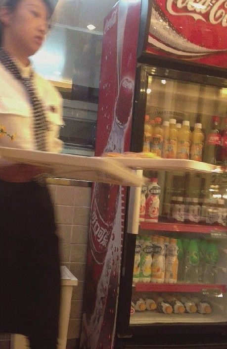 9月13日6：19，店员将头一天放入操作间未返厂的老婆 