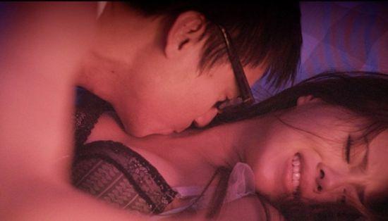 迷恋前夫的高超床技女子离婚后仍与前夫偷情并生一女