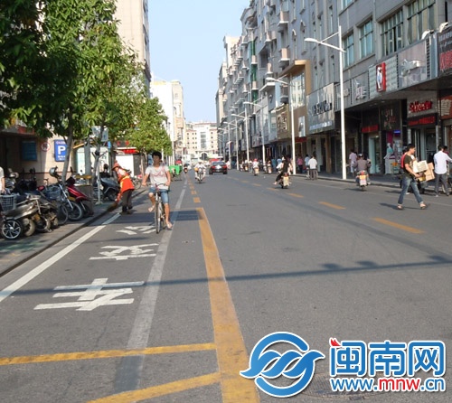 晋江两条路将试行公交专用道