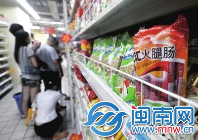榕城各大卖场里的火腿肠大多不“纯”