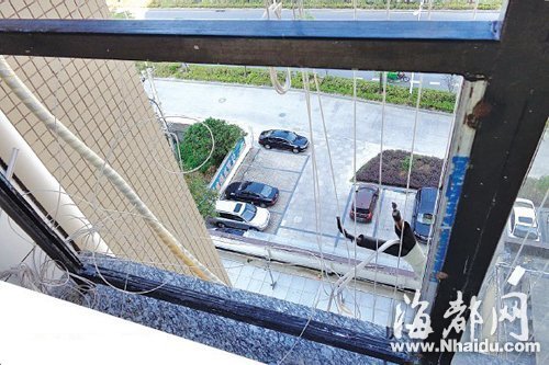 莆田2岁女童坠楼身亡 邻居拆除8楼玻璃未告知2