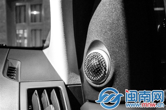 路虎神行者2音响改装案例5