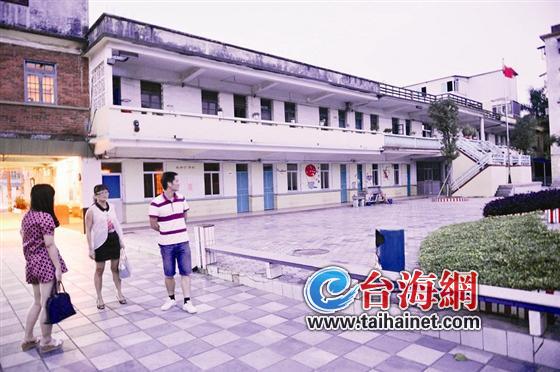 这栋危房让很多家长担心