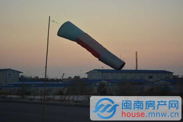指示风向和风速的风袋