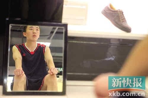 许霆索要涉案对账单遭拒