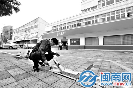 漳州市交通综合行政执法支队昨天下午已把地锁全拆了