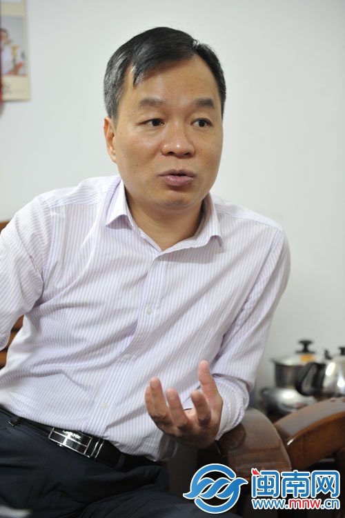 何振良