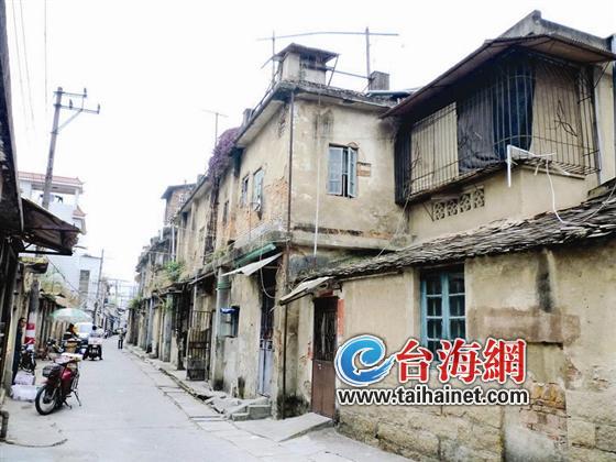 该栋宿舍楼颇为老旧