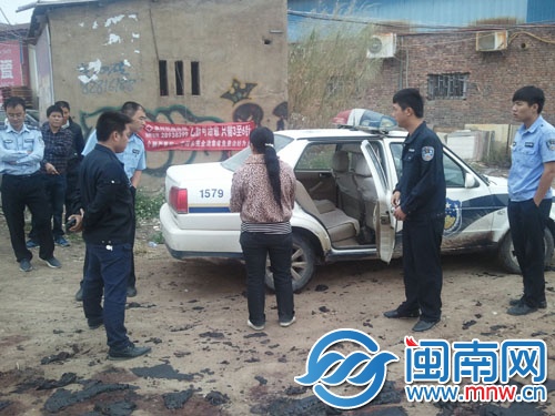 雇车的老板贵州女子张某，被警方带走接受调查