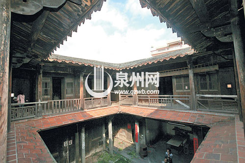曾氏土楼保存较完好