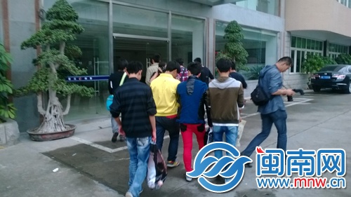 5名初二男生包车出走福州