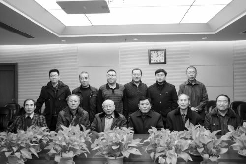 前排左一为曹祖义