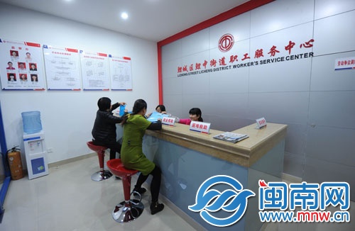 服务站设点侧重于企业集中、职工聚集的中心点