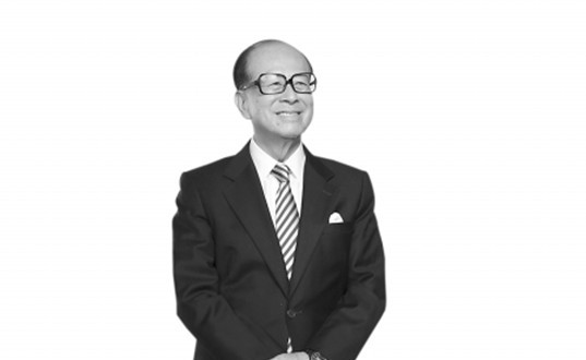 李嘉诚：我无法预测政治变化