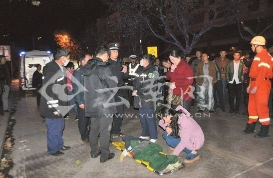 男孩被救起时