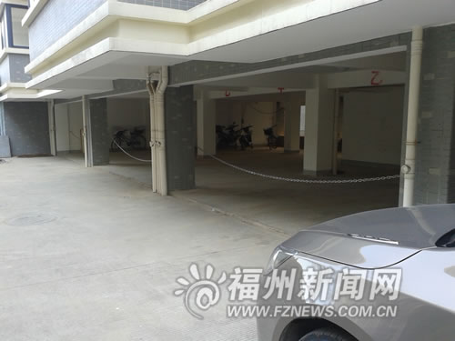 这些车位已上锁
