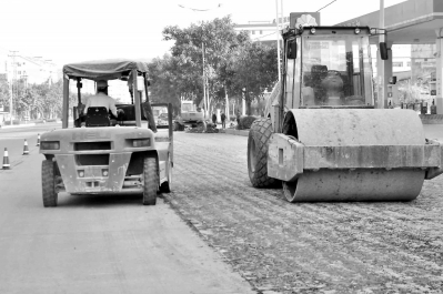 用“共振破碎法”能避免道路反复修补