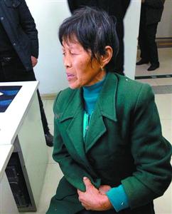 　范木根妻子手臂被打骨折