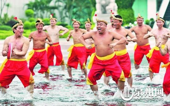 拍胸舞等民间舞蹈在泉州遍地开花