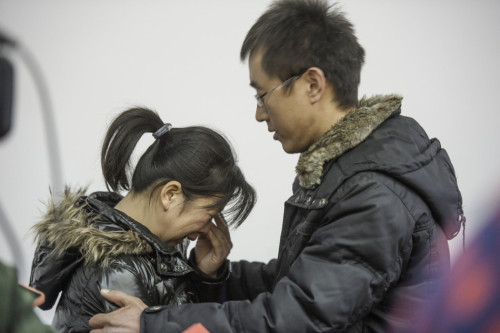 母亲为儿子在京上学办假证 受审流泪认罪1