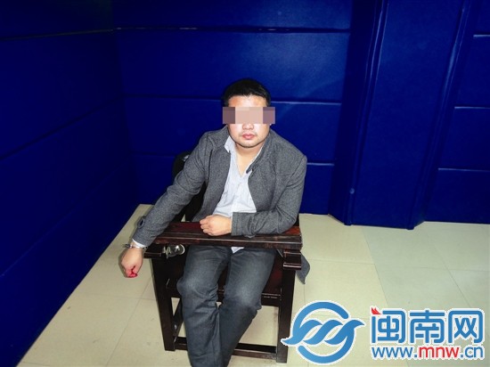 嫌犯一副老板派头