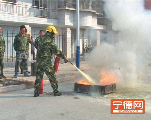 古田举行消防练兵大比拼