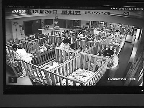 弃婴岛监控视频截图
