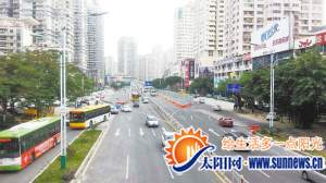跨线桥被拆后车辆将绕行