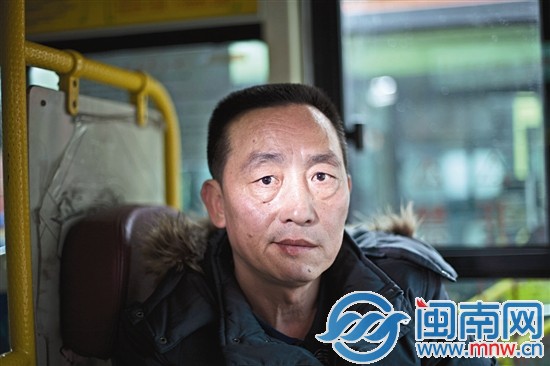 何筠春