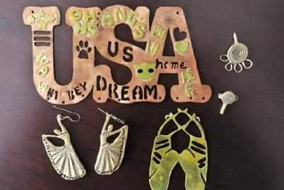 魏欣巧制作的手工工艺品