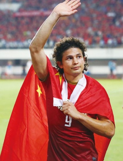 广州恒大为中国夺得第一个亚冠冠军