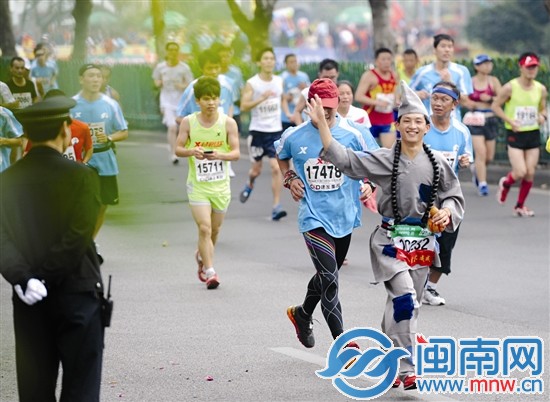 精心打扮的选手为比赛增色不少