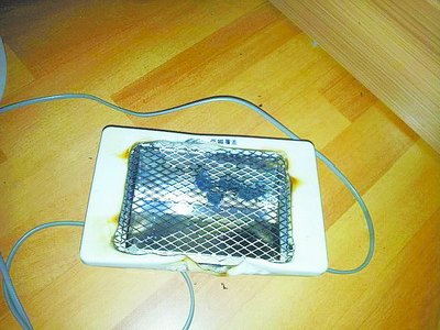 电暖器“自焚”