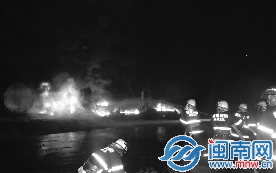 沥青流到哪里，火就烧到哪里