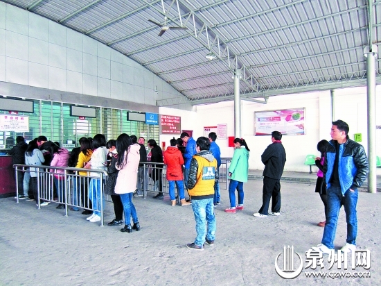 泉州火车东站目前售票情况较为平稳，能够满足旅客的 