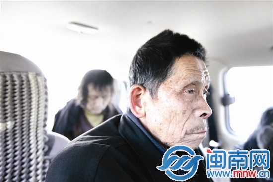 父亲董歪头没说一句话，不知孩子将来会怎样