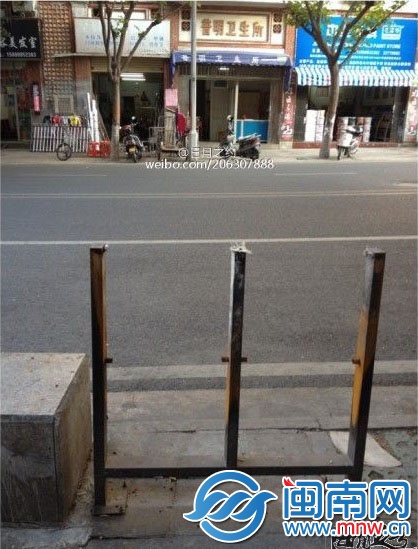 泉山路上缺失的垃圾桶