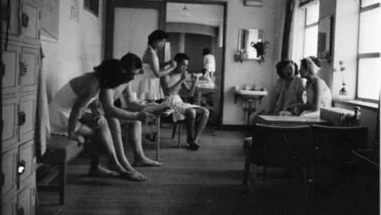 记录50年代日本陪浴小姐3