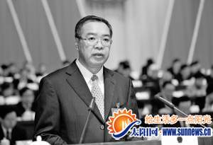 刘可清作政府工作报告