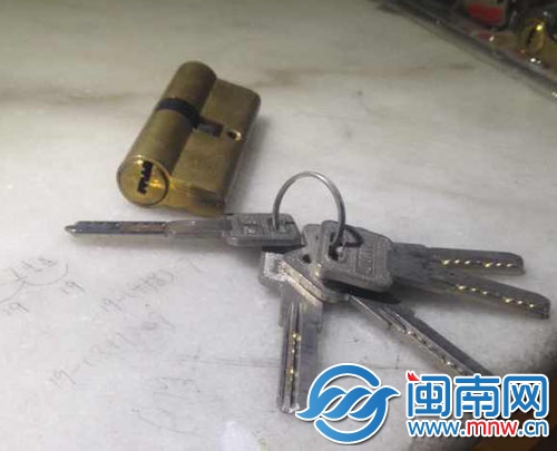 容易被撬开的弹子锁芯