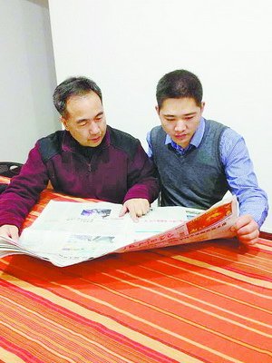 营养师王雷军（左）、烹饪师郭志芬