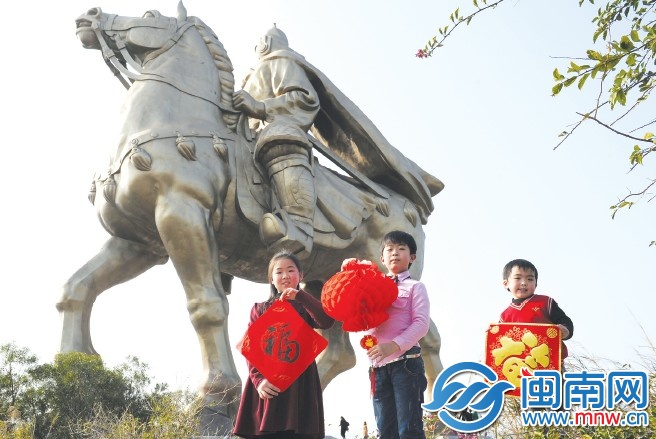 天气好，拍个“马上有福”（昨日15时，摄于泉州市区 