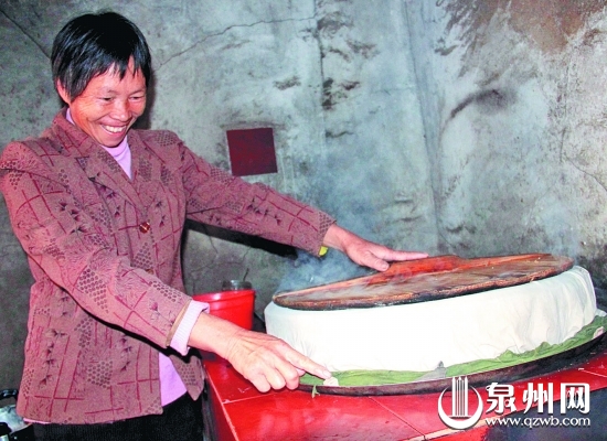 蒸白粿是许多农村的习俗