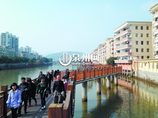 仿古栈道“织”慢线