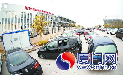 场内的车位爆满