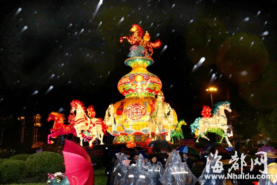 福州元宵灯会 20多条公交线将延至花灯展区