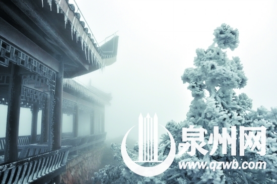 冰雕玉琢的空中楼阁
