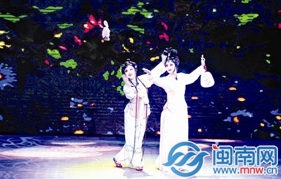 传统戏曲古韵十足