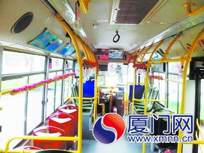 开满“玫瑰”的车厢