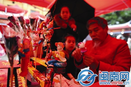 妆糕人惟妙惟肖